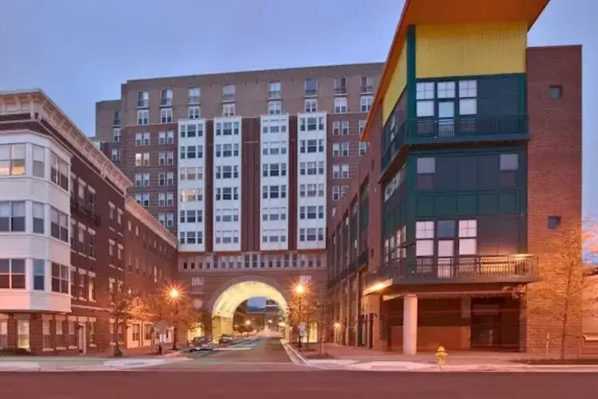 Clarendon Apartments 1